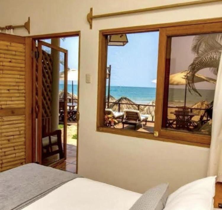 Los Corales Mancora Bagian luar foto